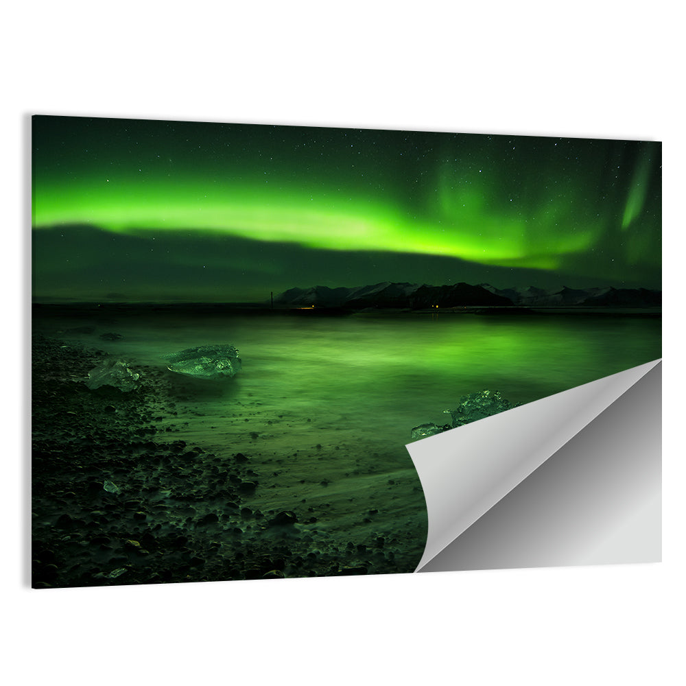 Flash Of Aurora Polaris Above Water Wall Art