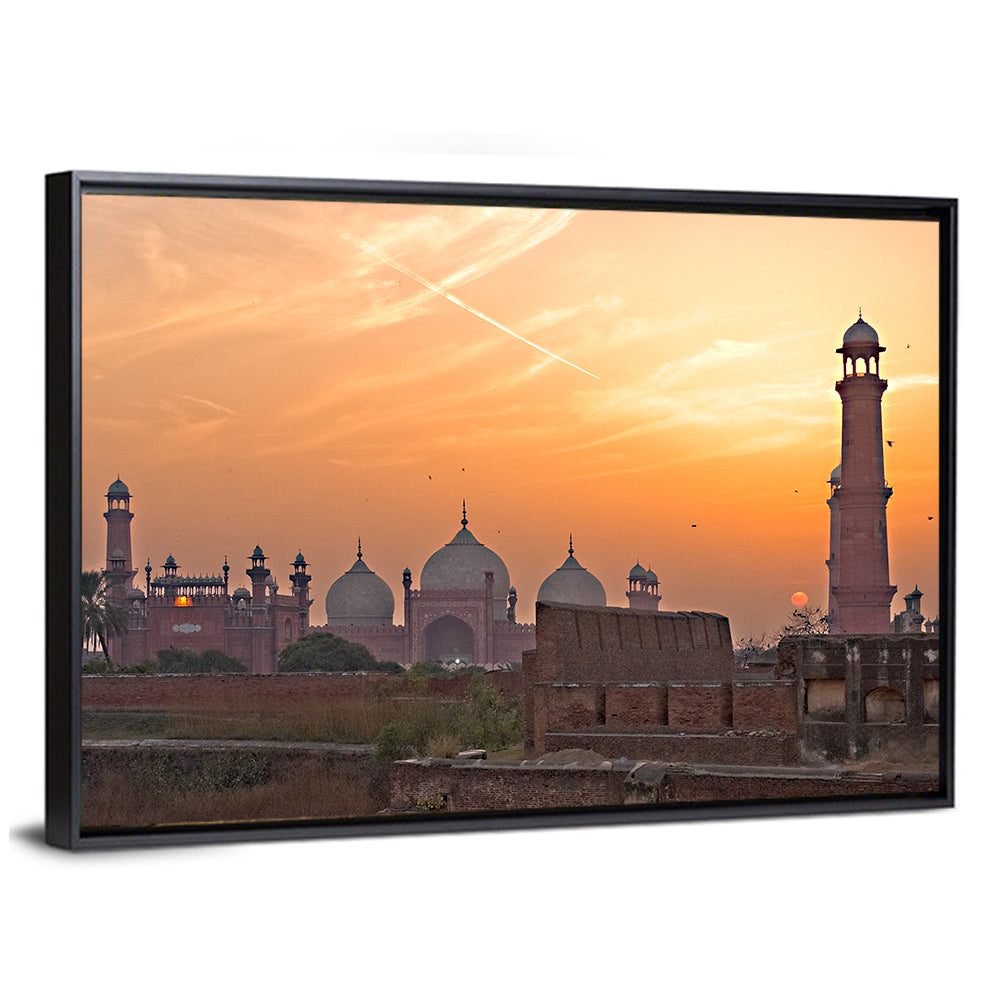 Badshahi Mosque At Sunset Wall Art