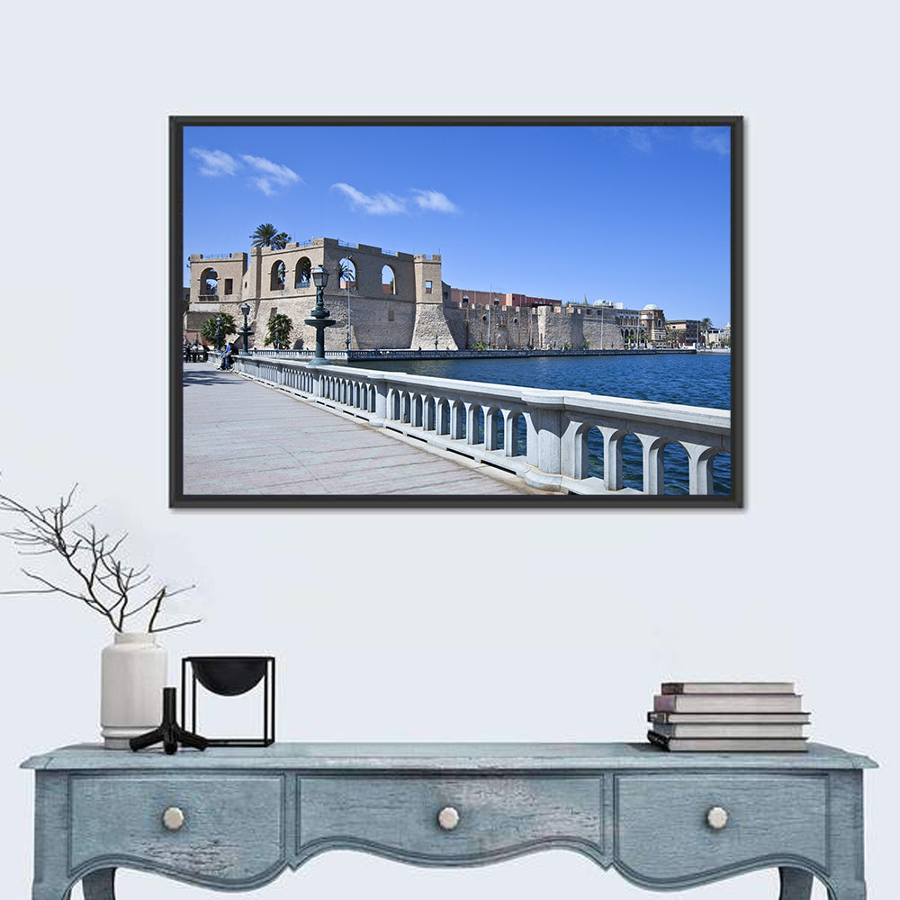 Red Fort Tripoil Wall Art