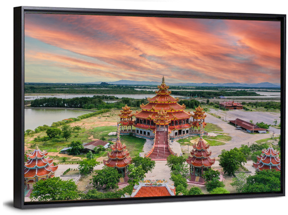 Wat Petch Suwan Temple Wall Art