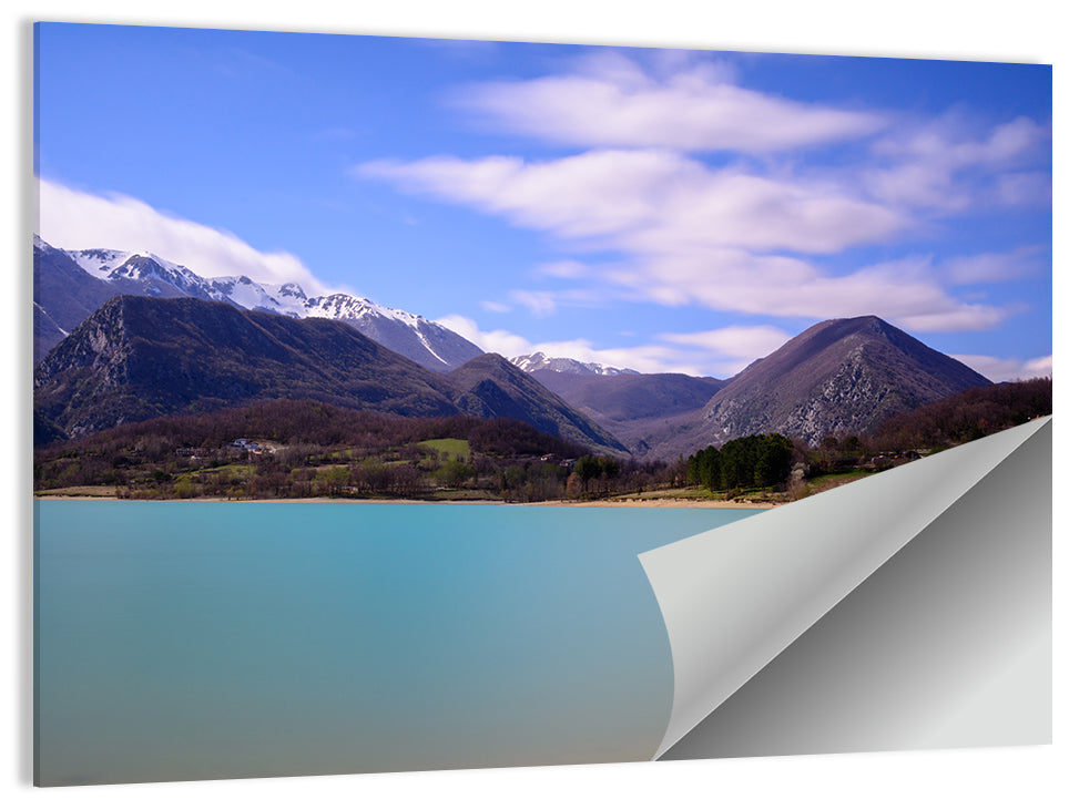 Lago di Castel San Vincenzo Wall Art