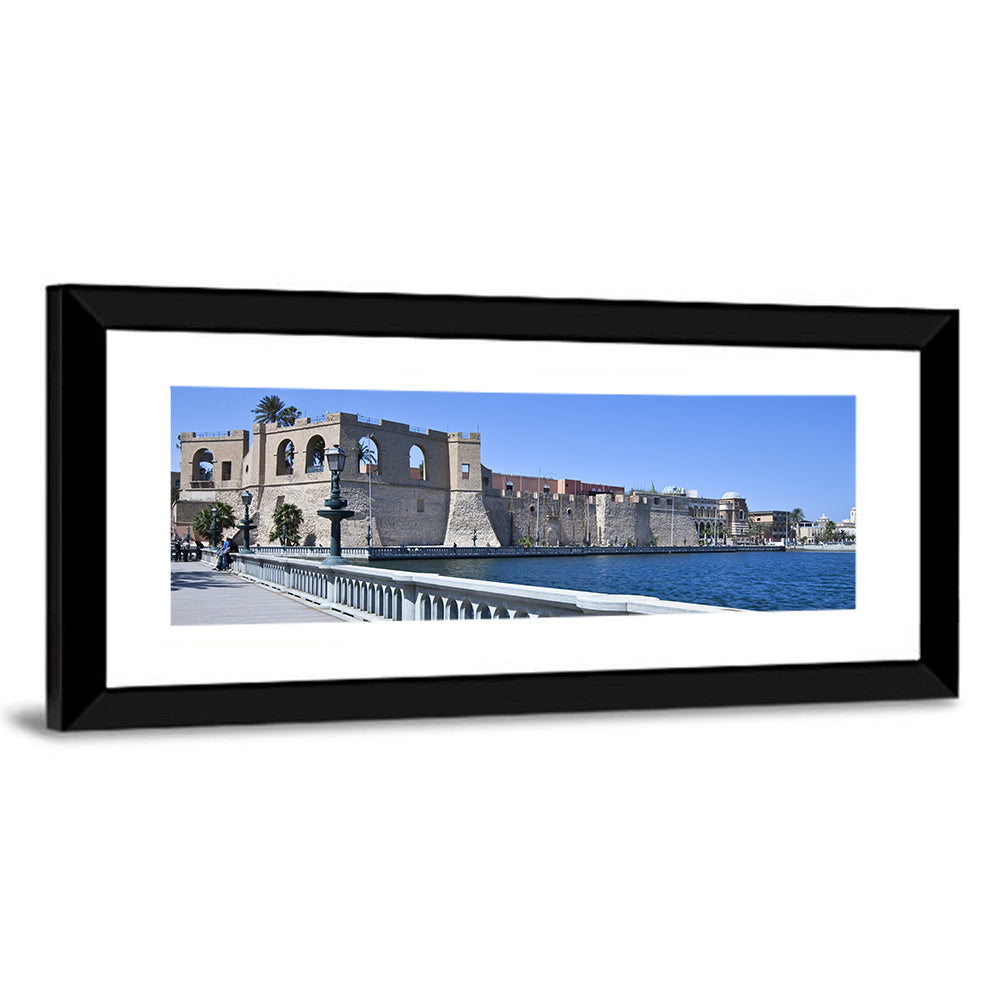 Red Fort Tripoil Wall Art