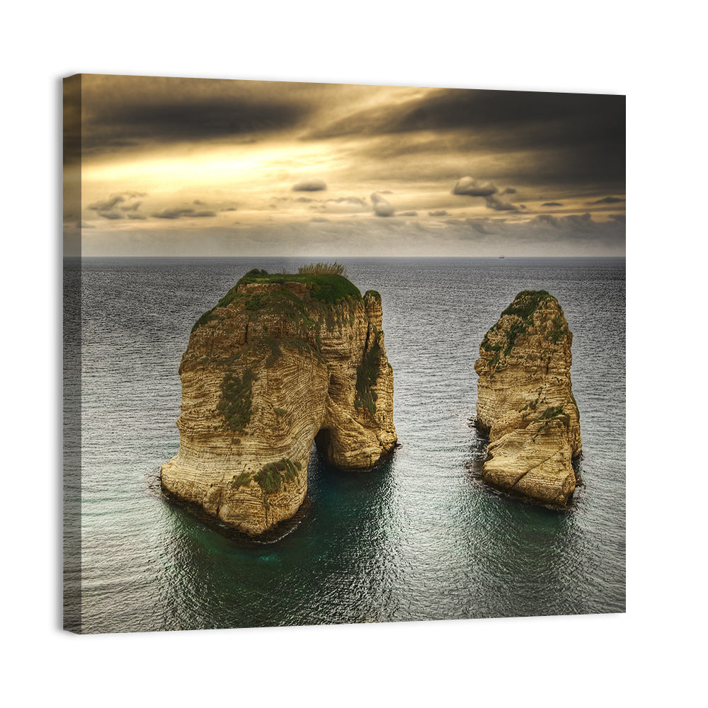 Pigeon Rocks Wall Art