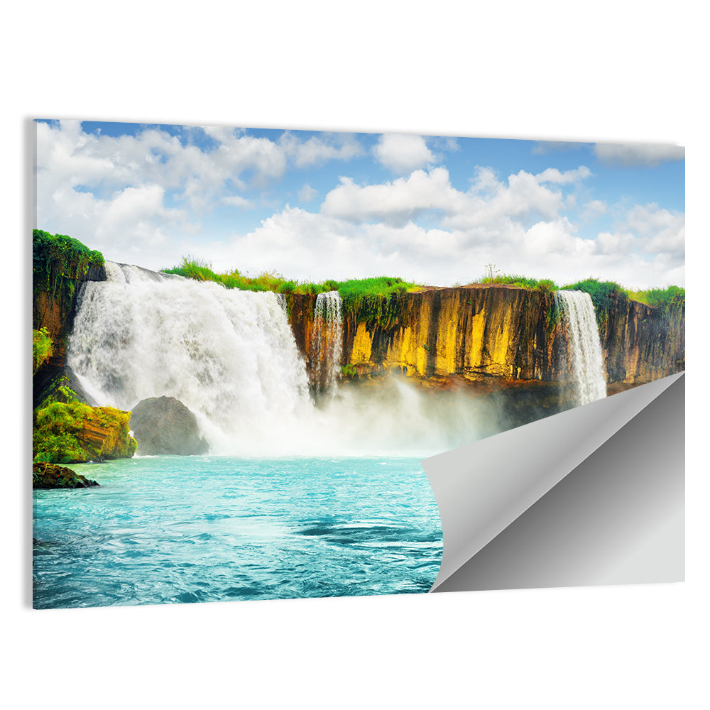 Dray Nur Waterfall Wall Art