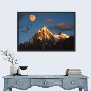 Sunrise Over Paiyu Peak Wall Art