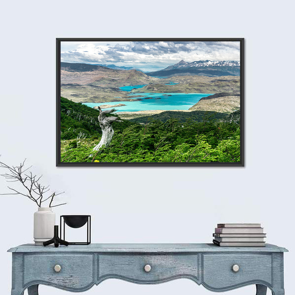 Hiking to Britanico Wall Art