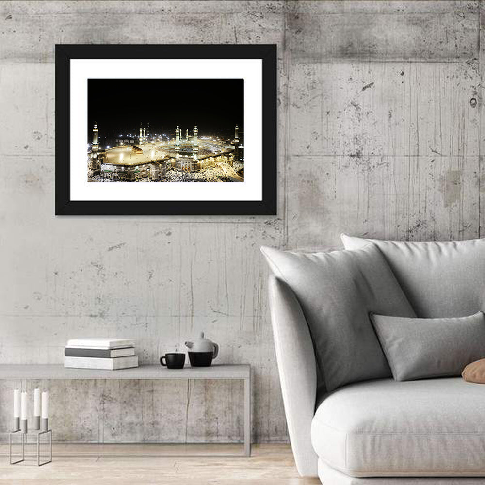 Masjid Al-haram at Night Wall Art in a room, landscape