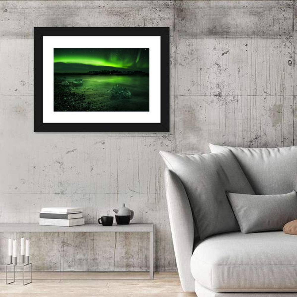Flash Of Aurora Polaris Above Water Wall Art