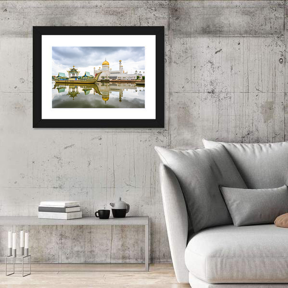 Sultan Omar Ali Saifuddin Mosque Wall Art in a room, landscape