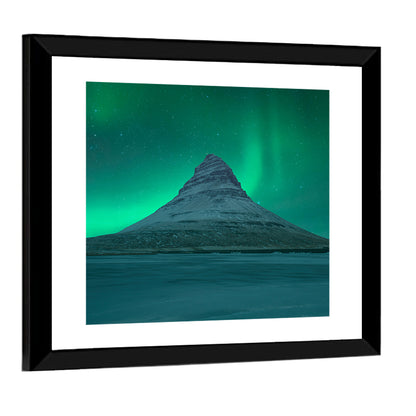 Northern Lights At Mount Kirkjufell Wall Art