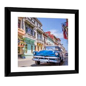 Vintage American Car In Havana Wall Art