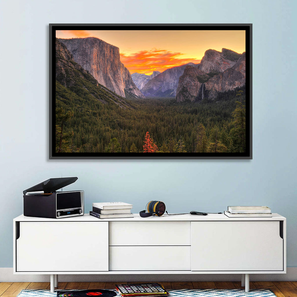 Yosemite Valley Sunset from Tunnel View Wall Art
