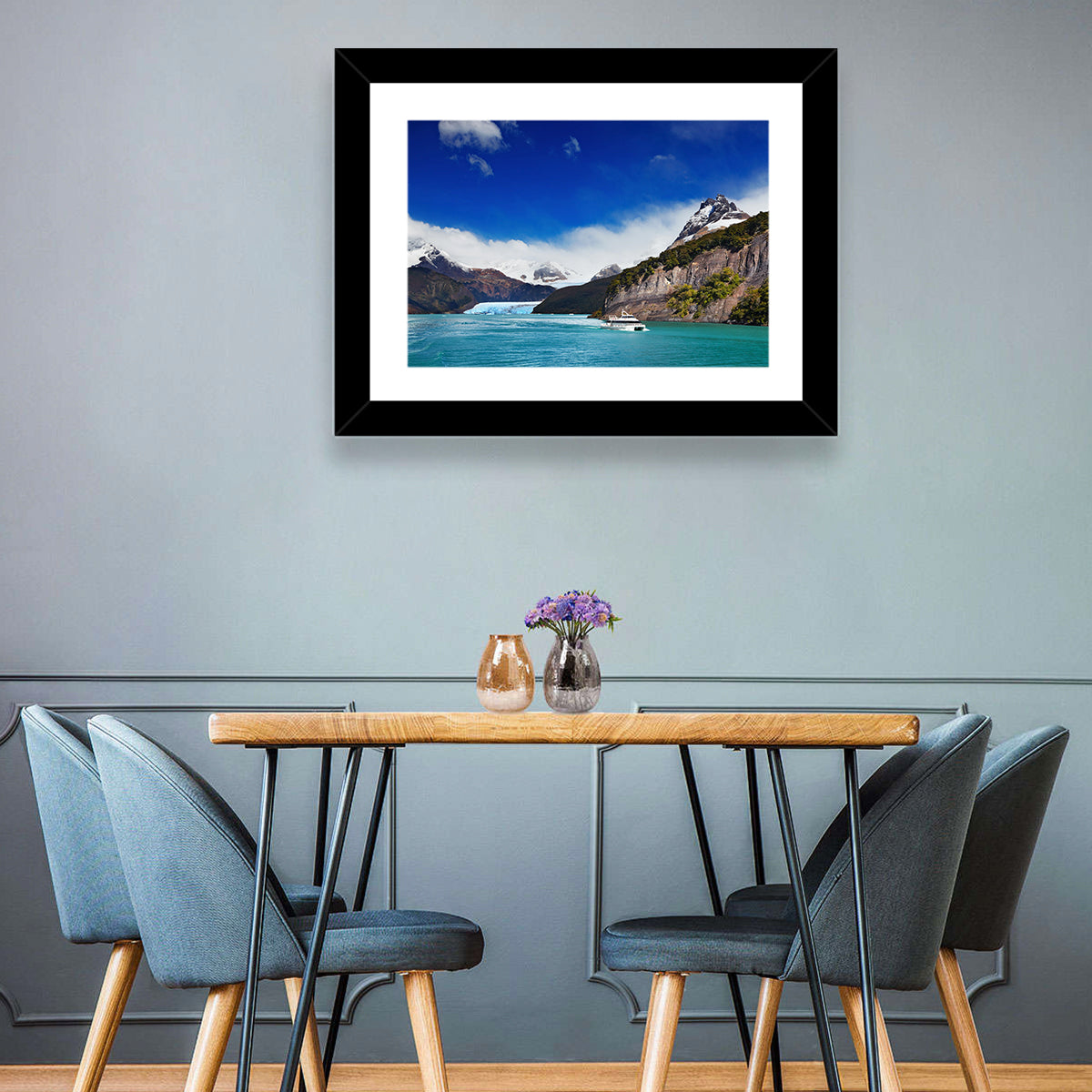 Lake Argentino Vista Wall Art in a room, landscape