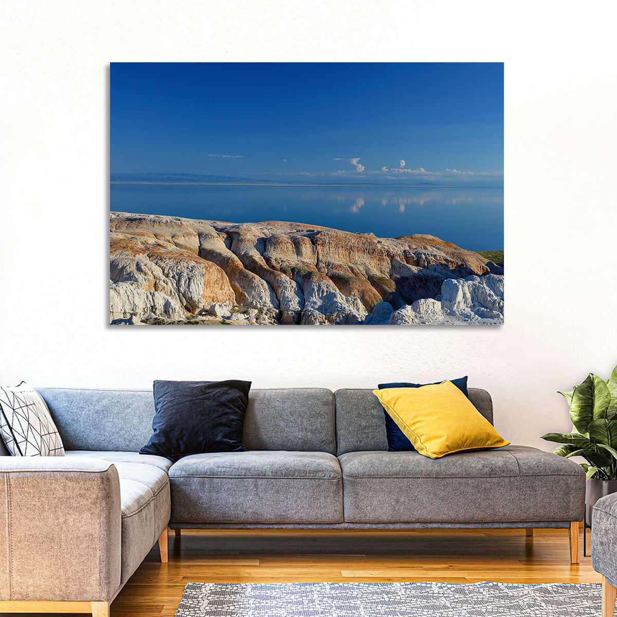 Shekelmes Tract Cliff Over Lake Wall Art in a room, landscape