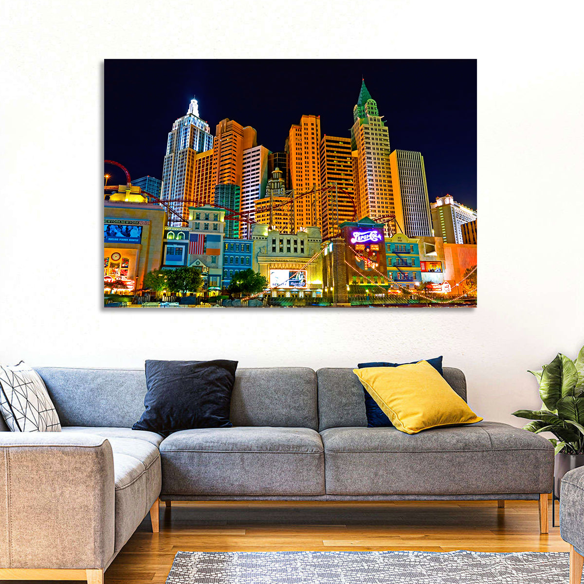 Las Vegas Big Apple Coaster at Night Wall Art