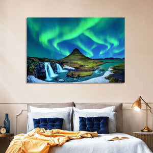 Aurora Borealis Kirkjufell Wall Art