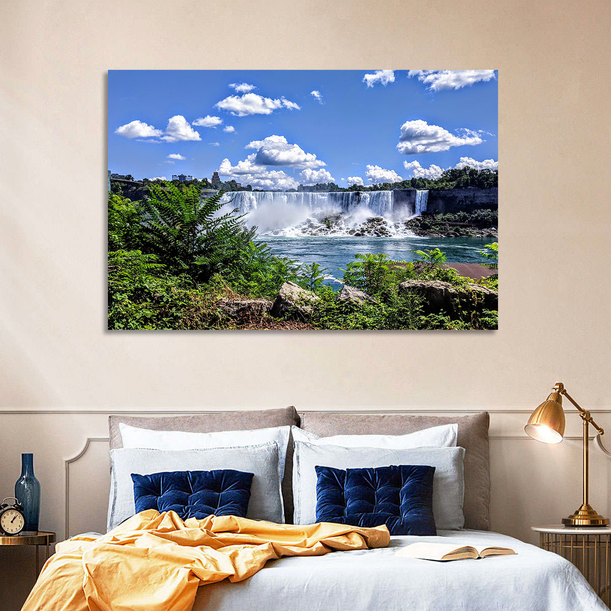 Niagara Falls Horseshoe Cascade Vista Wall Art in a room, landscape