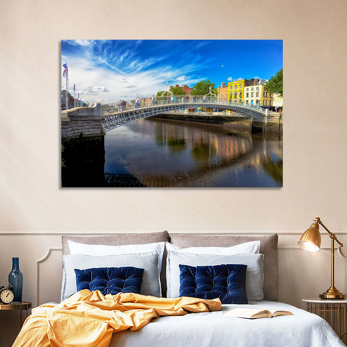 Ha'penny Bridge, Dublin Wall Art in a room, landscape