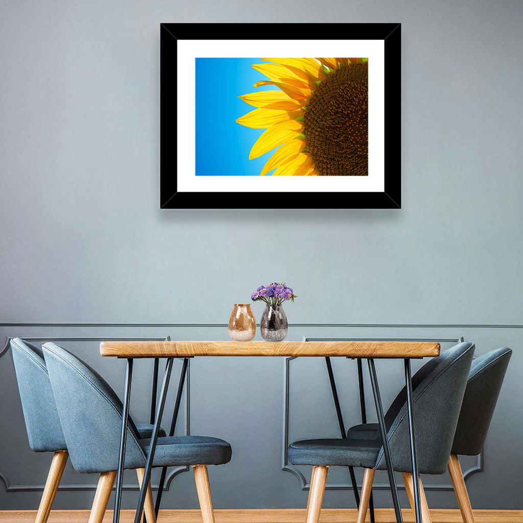 Sunflower Close-up Wall Art