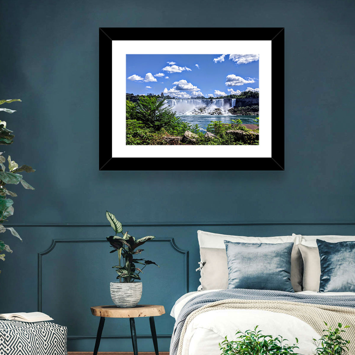 Niagara Falls Horseshoe Cascade Vista Wall Art in a room, landscape