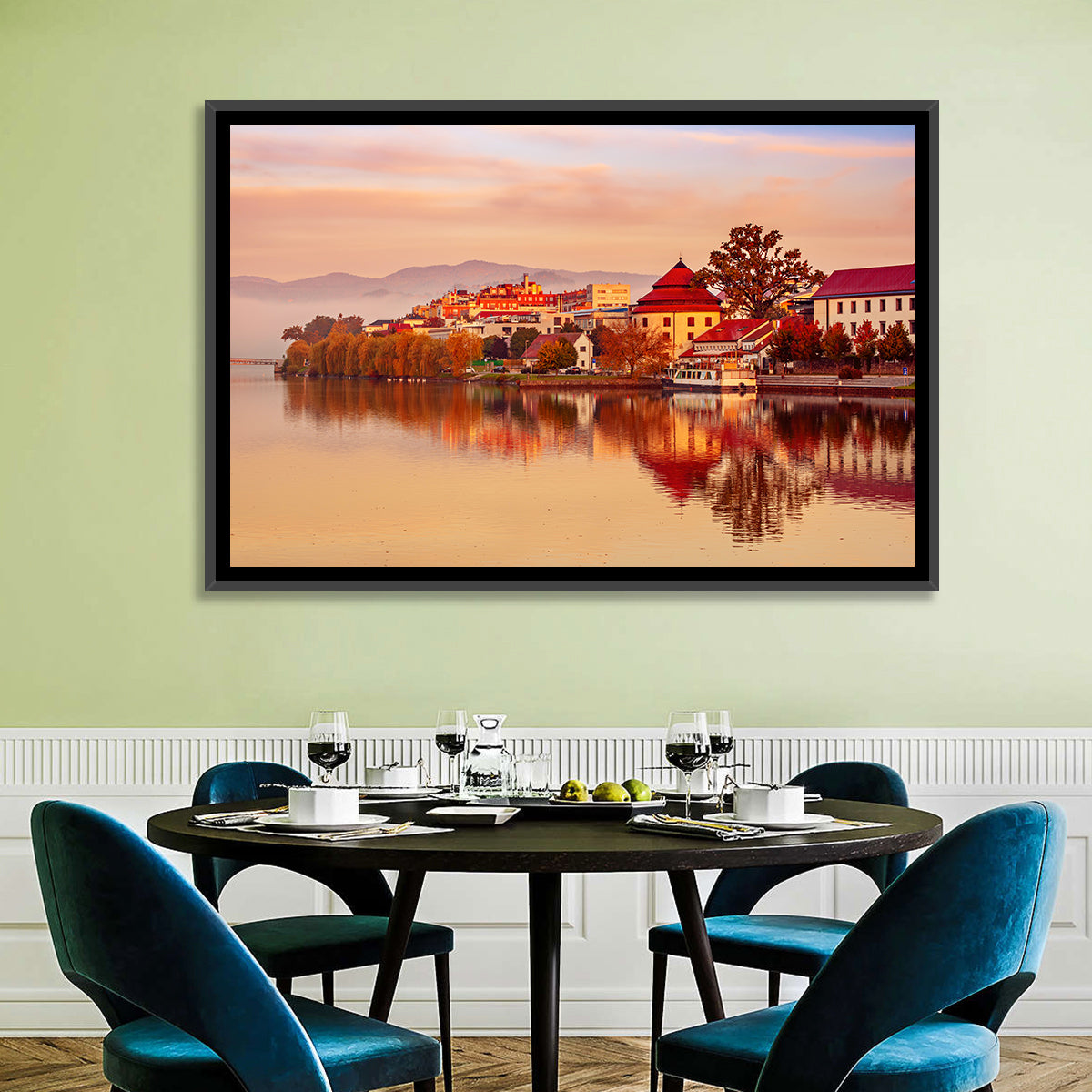 Svět Pond, Trebon Sunrise Wall Art in a room, landscape