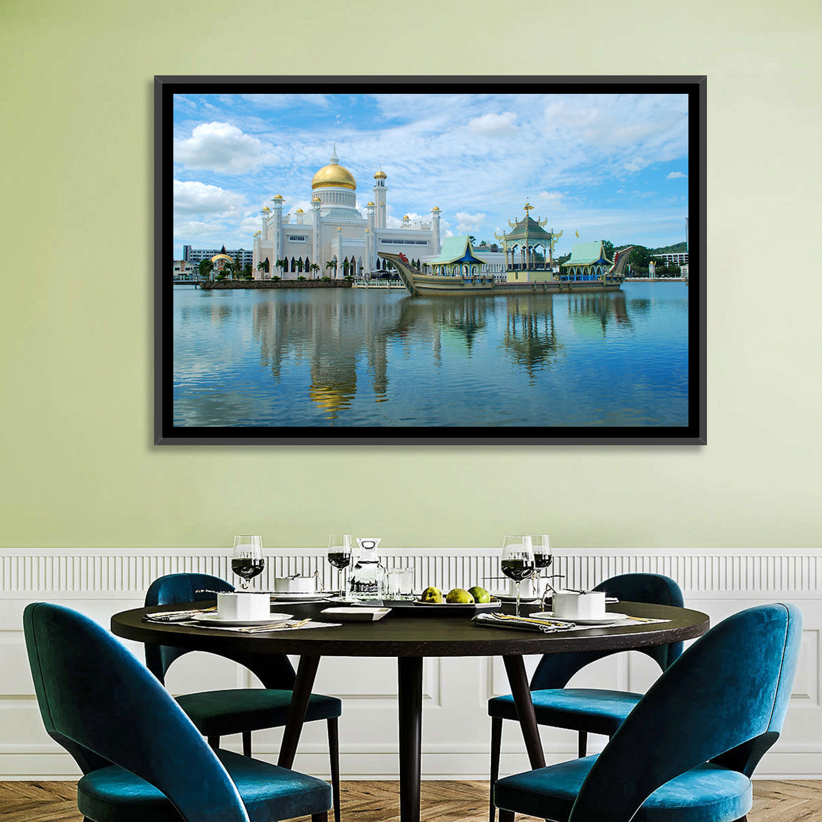 Sultan Omar Ali Saifuddien Mosque Wall Art in a room, landscape