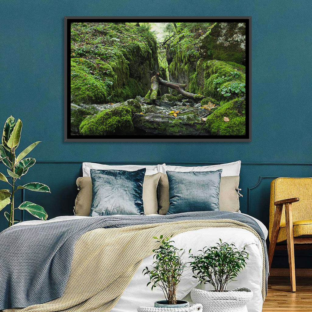 Kammersee Mossy Cleft Wall Art