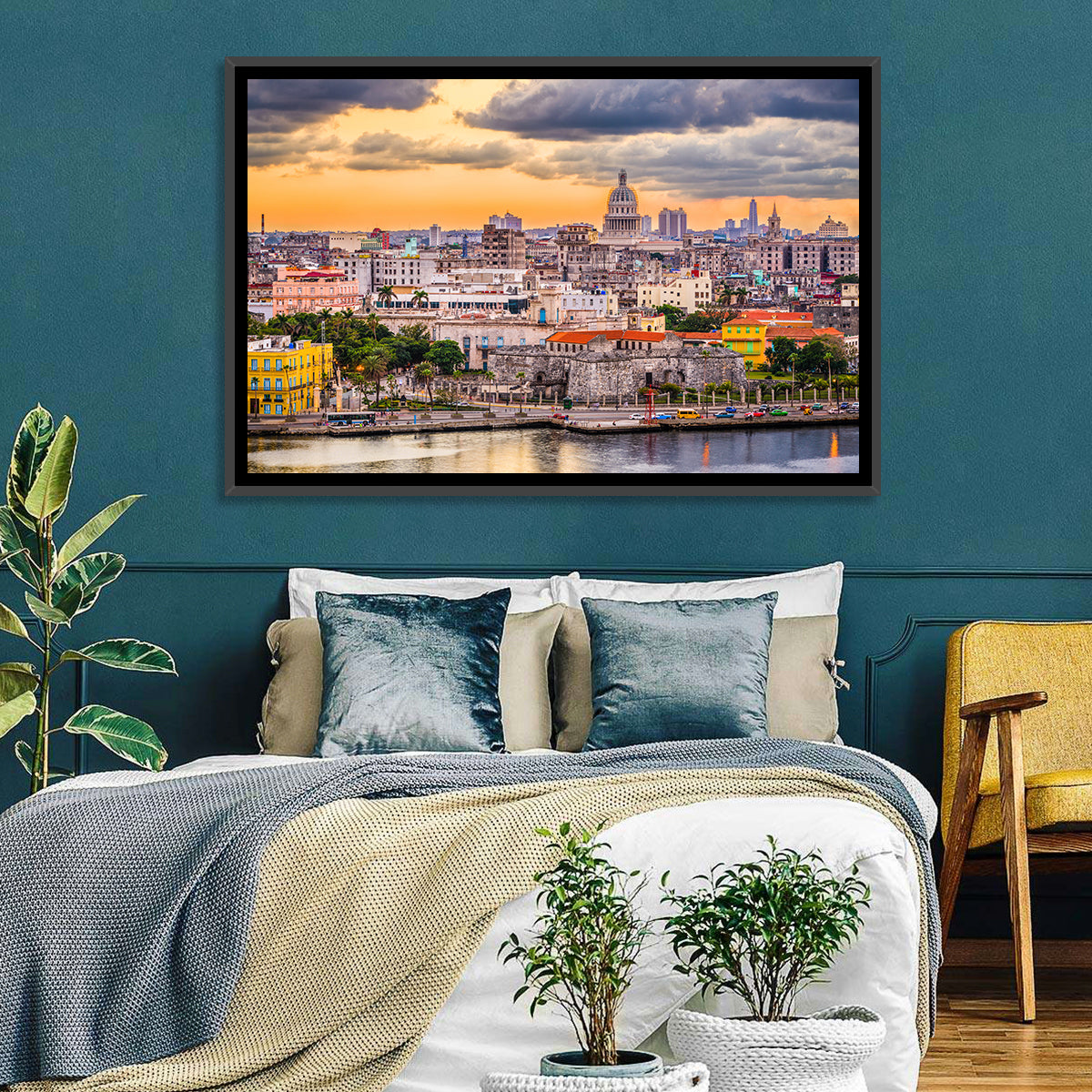 Havana Waterfront at Sunset Wall Art in a room, landscape