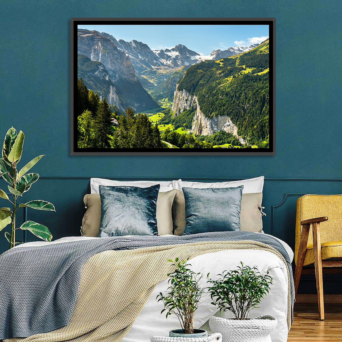 Lauterbrunnen Valley Waterfall View Wall Art