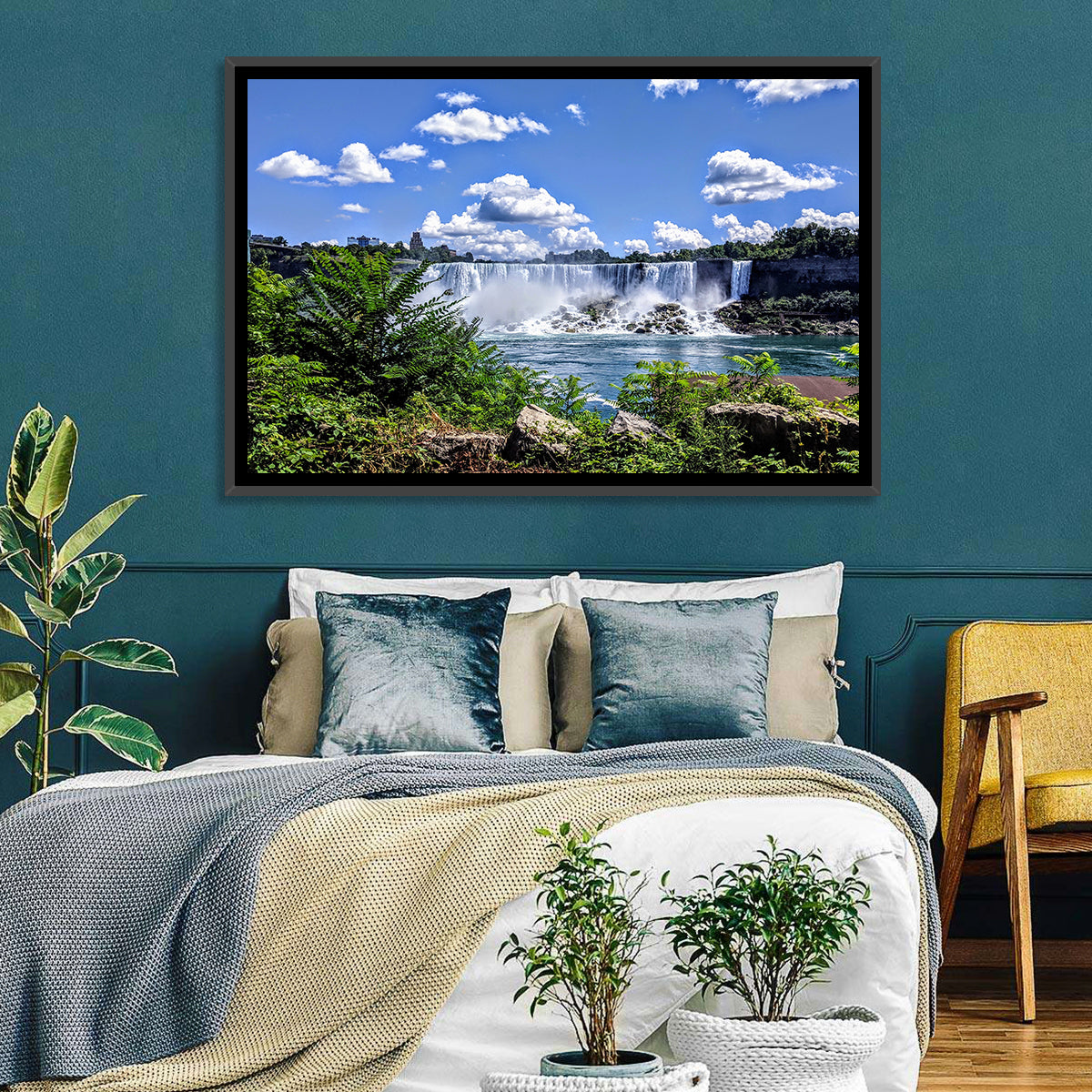 Niagara Falls Horseshoe Cascade Vista Wall Art in a room, landscape