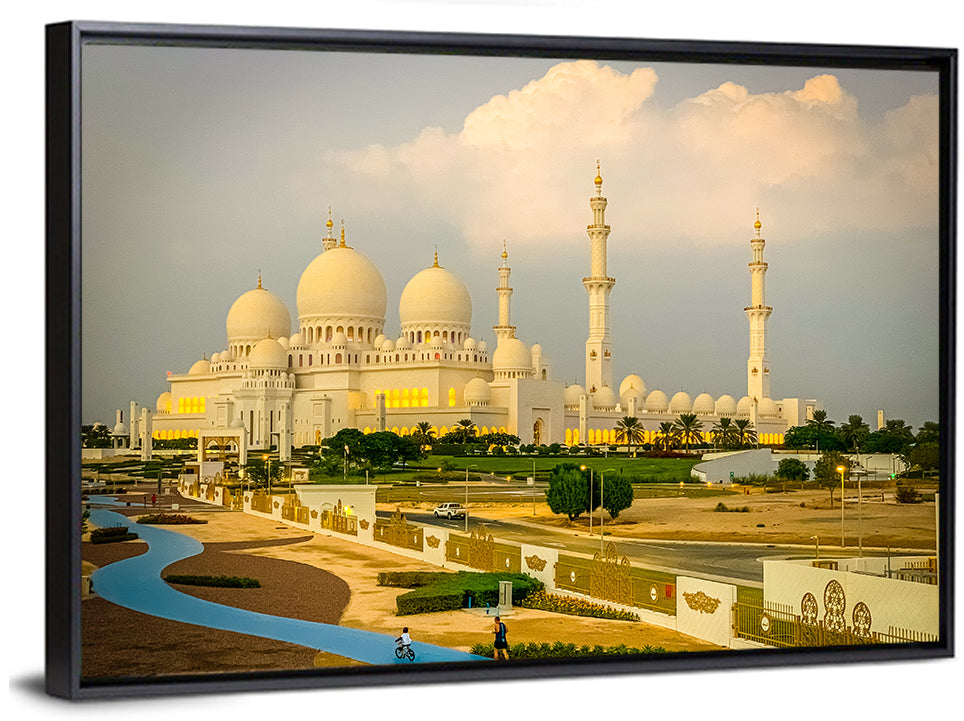 Sheikh Zayed Grand Mosque at Golden Dusk Wall Art