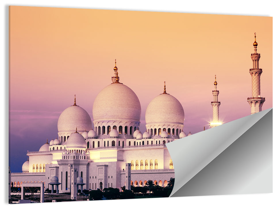 Sheikh Zayed Grand Mosque at Dusk Wall Art