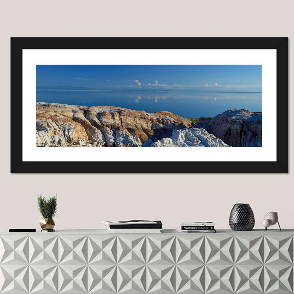 Shekelmes Tract Cliff Over Lake Wall Art in a room, panoramic