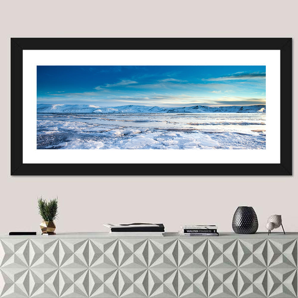 Kleifarvatn Winter Horizon Wall Art