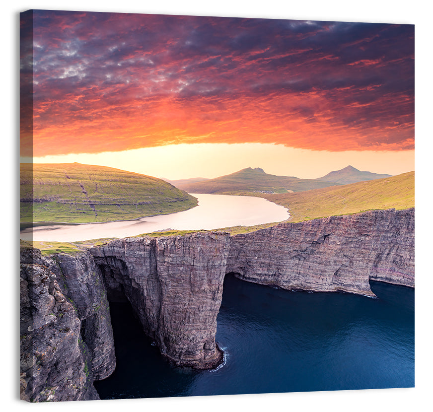 Sørvágsvatn Cliffside Dusk Wall Art, canvas print, square