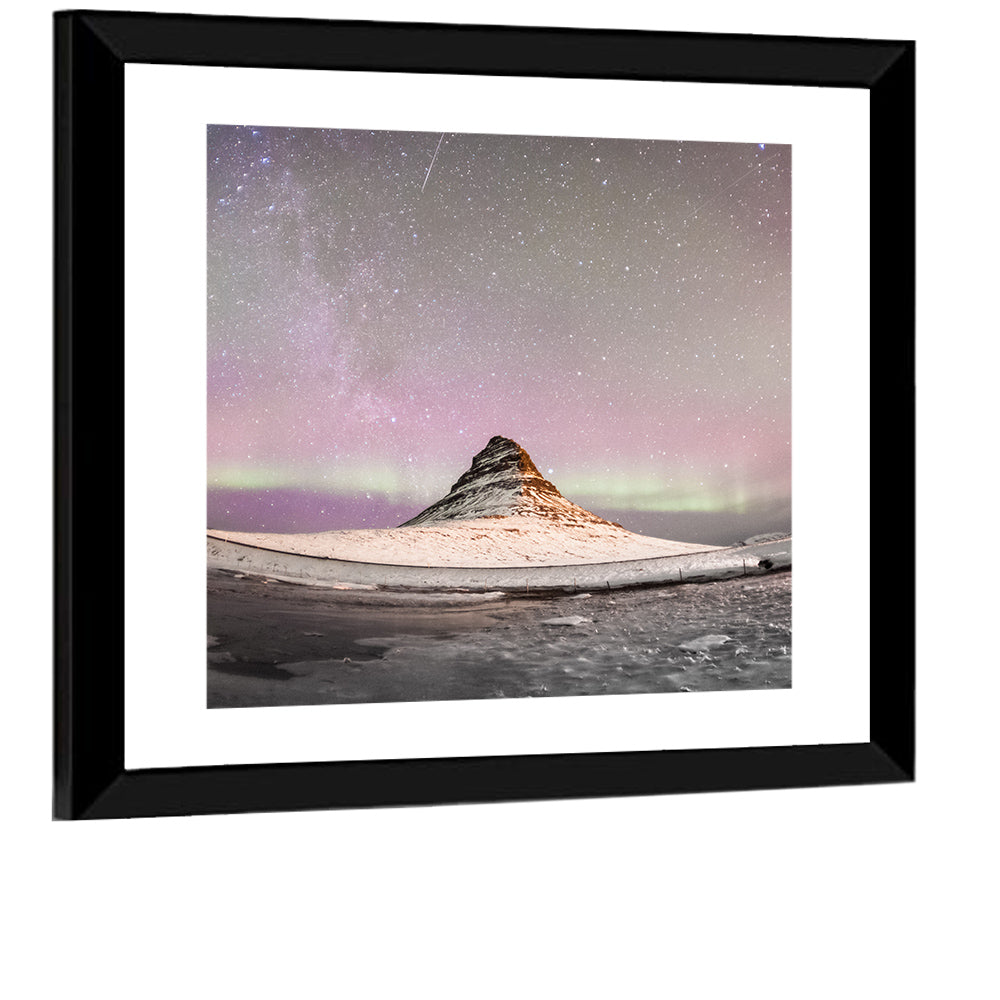 Aurora Over Kirkjufell Wall Art